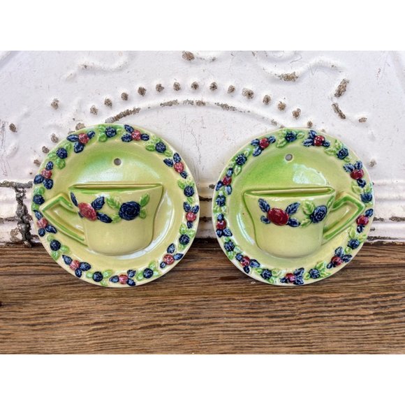 Vintage 1940s Pair Green Teacup Wall Pocket Vases Floral - Picture 11 of 12